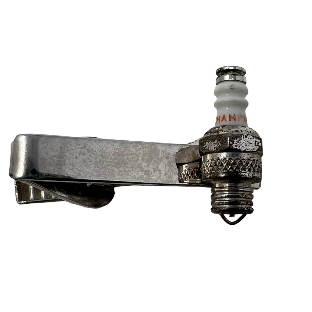 Vintage Mens Champion Spark Plug Tie Bar Silver Tone Tie Clip‎